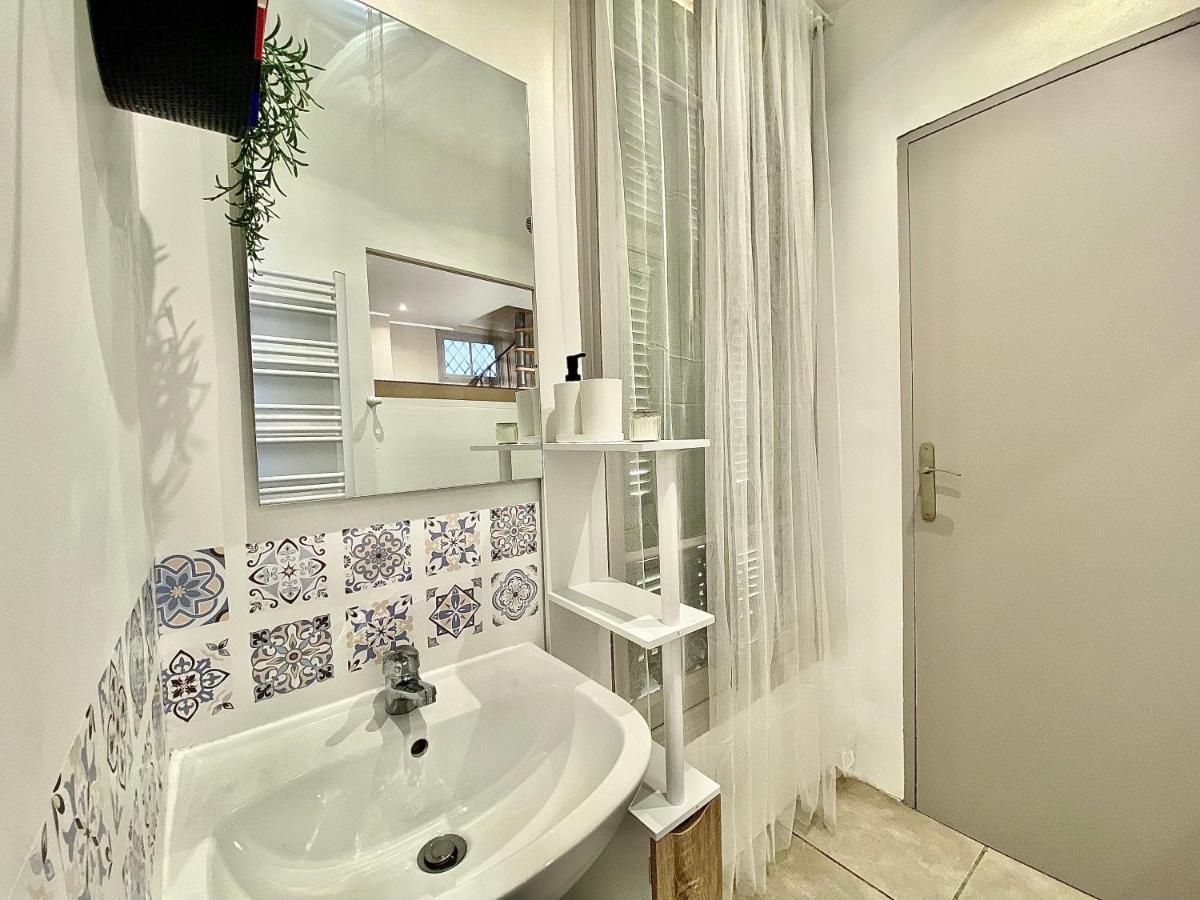 Lovely & Cozy Duplex Heart Of Nice With Bathtub! Zewnętrze zdjęcie