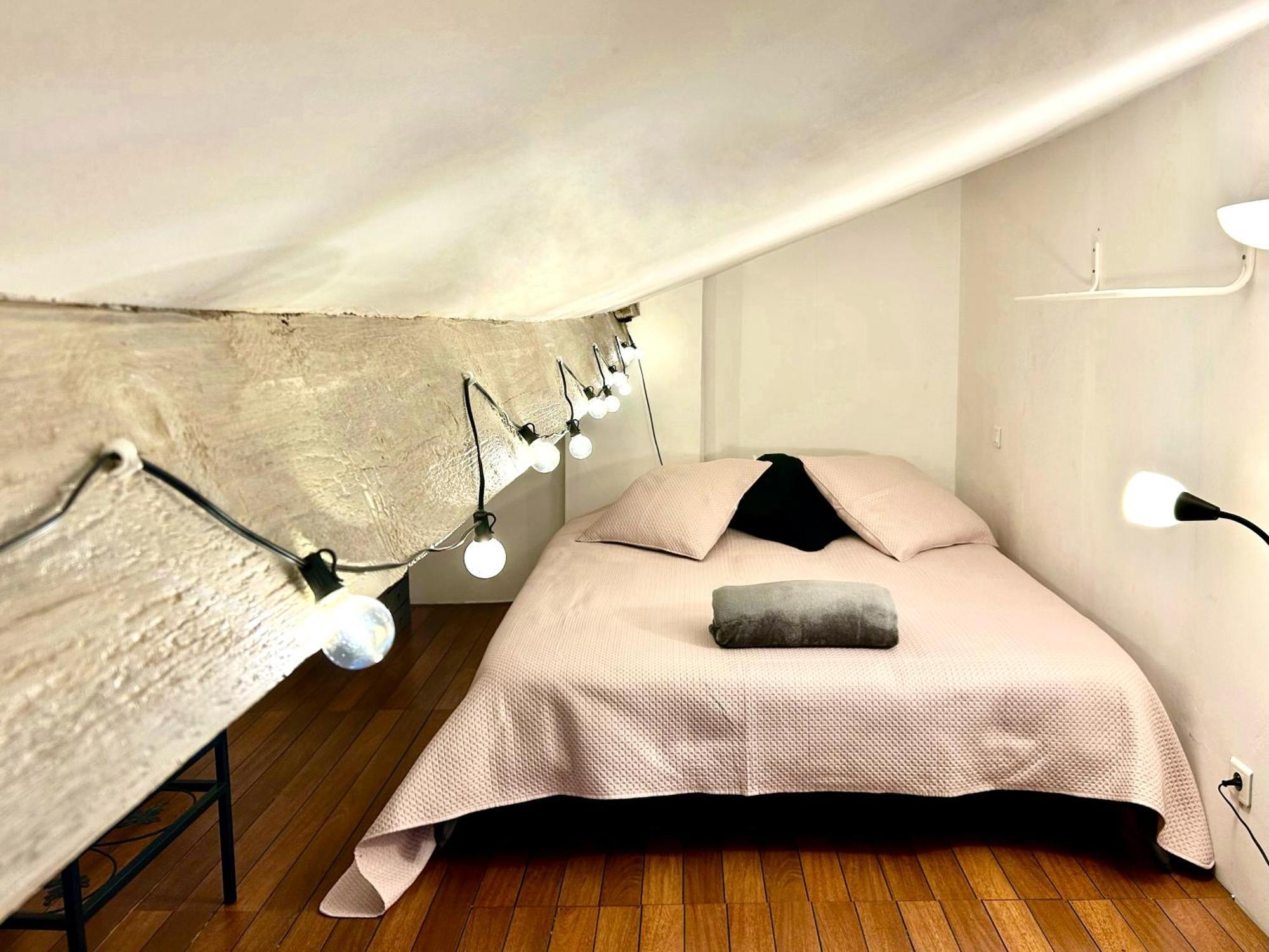 Lovely & Cozy Duplex Heart Of Nice With Bathtub! Zewnętrze zdjęcie